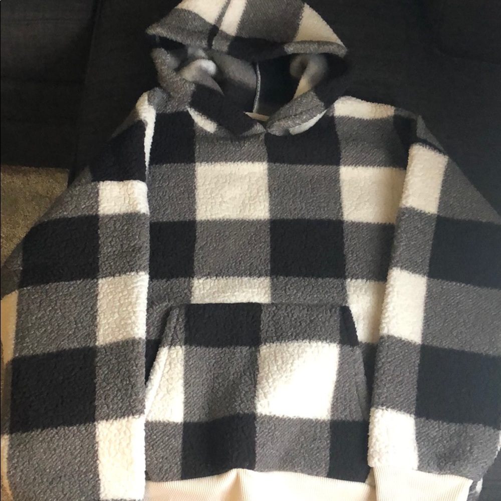 AE Buffalo check Sherpa